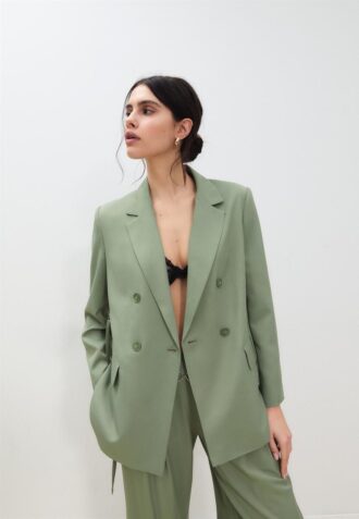Blazer con cinturón