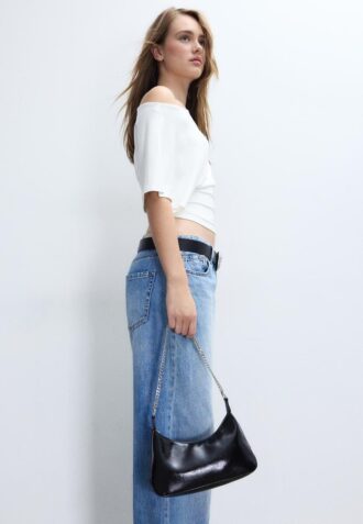 Bolso bandolera con cadenas