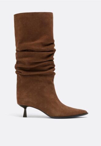 Botas de piel slouchy con tacón bajo