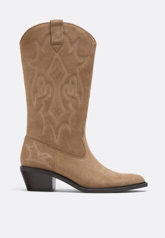 Botas vaqueras de piel serrada