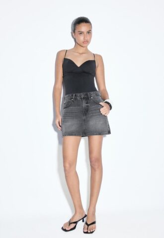 D60 Falda básica de denim mini