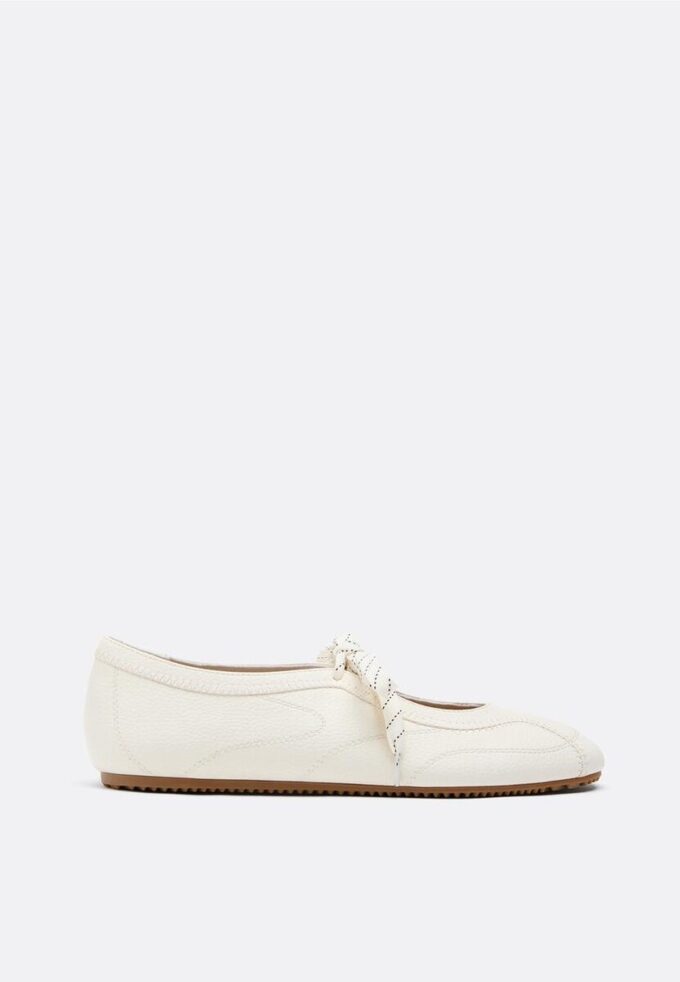 Zapatillas con lazo