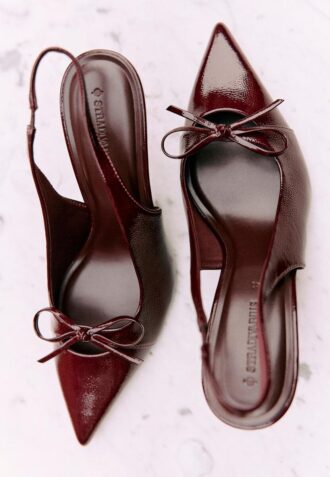 zapatos de tacn con lazo 1 330x477 - Zapatos de tac&oacute;n con lazo